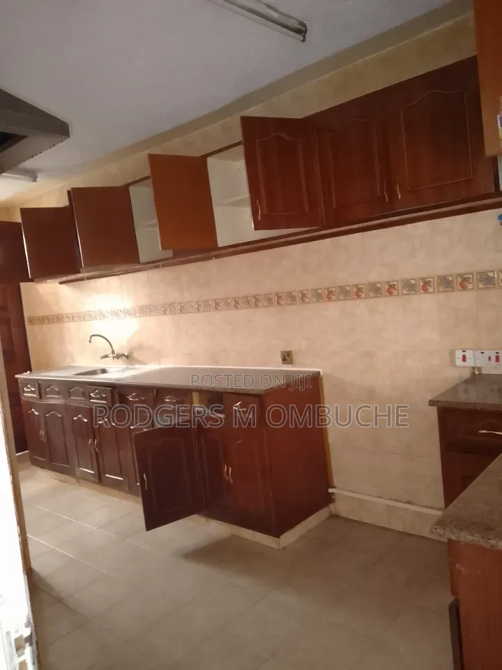 4bdrm Townhouse / Terrace in Kileleshwa for rent
