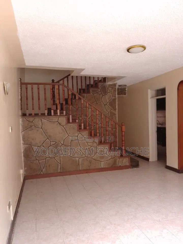4bdrm Townhouse / Terrace in Kileleshwa for rent