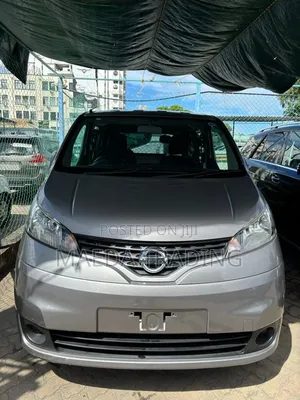 Nissan NV200 2019 Gray