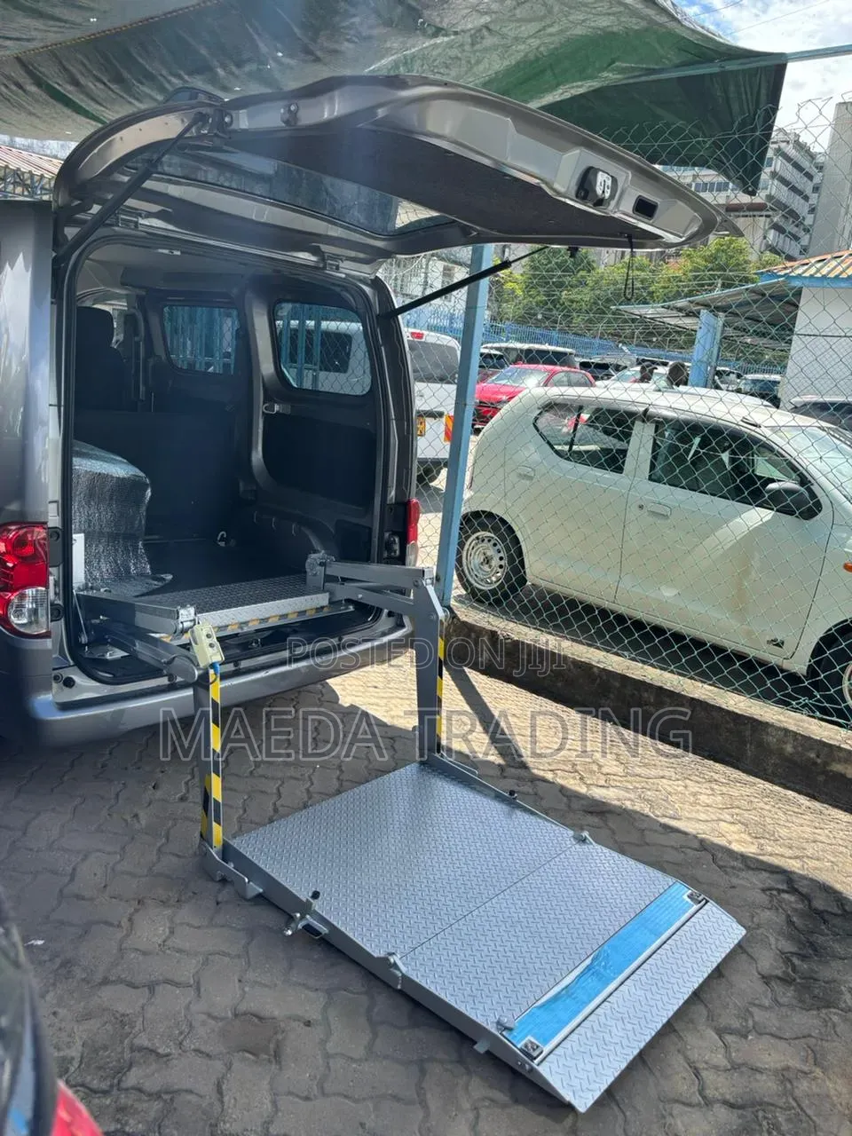 Nissan NV200 2019 Gray