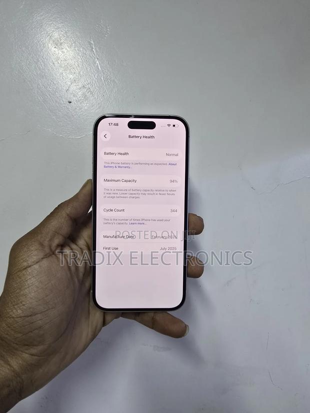 Apple iPhone 16 128 GB White - thumbnail 4