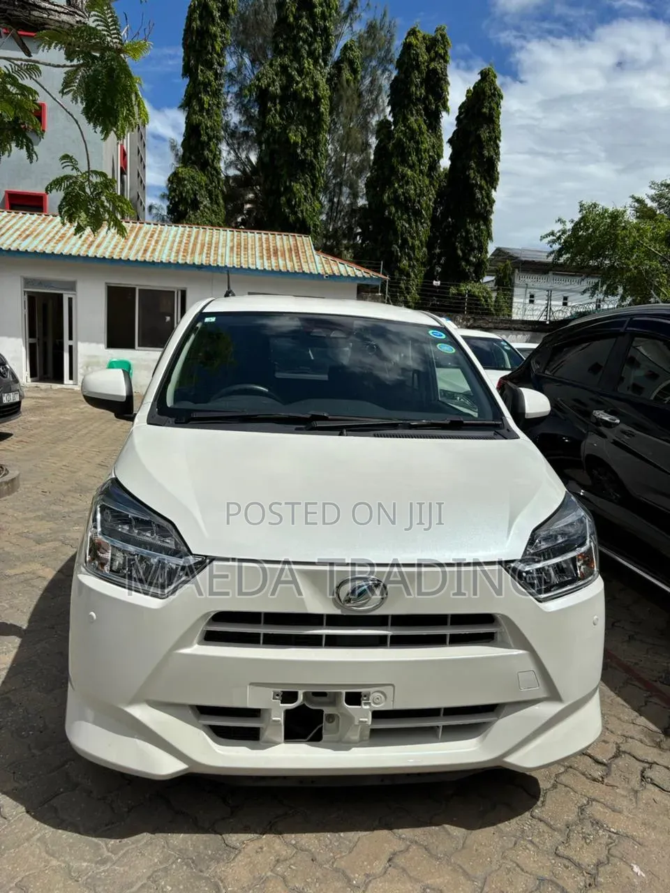 Daihatsu Mira 2019 White