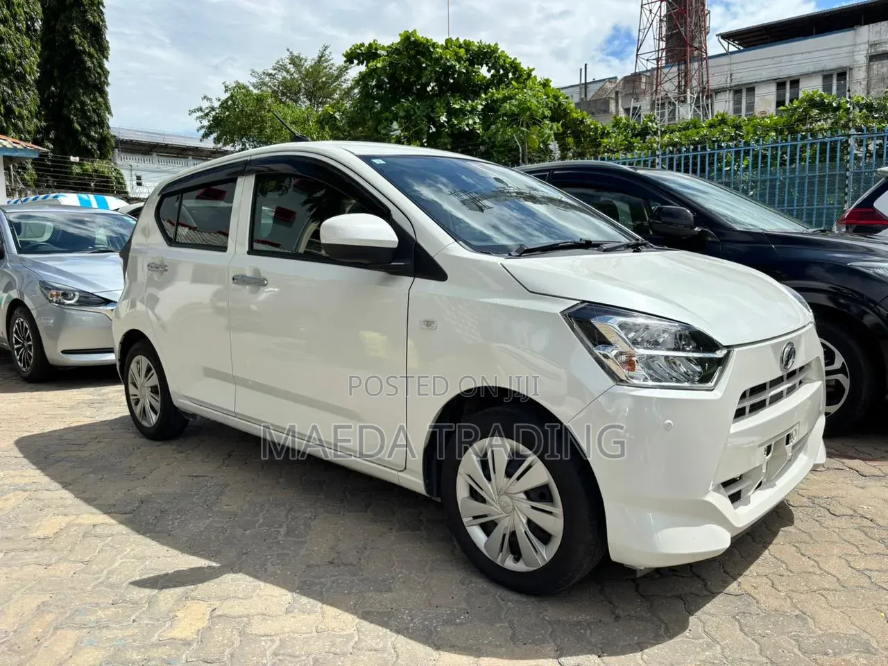 Daihatsu Mira 2019 White