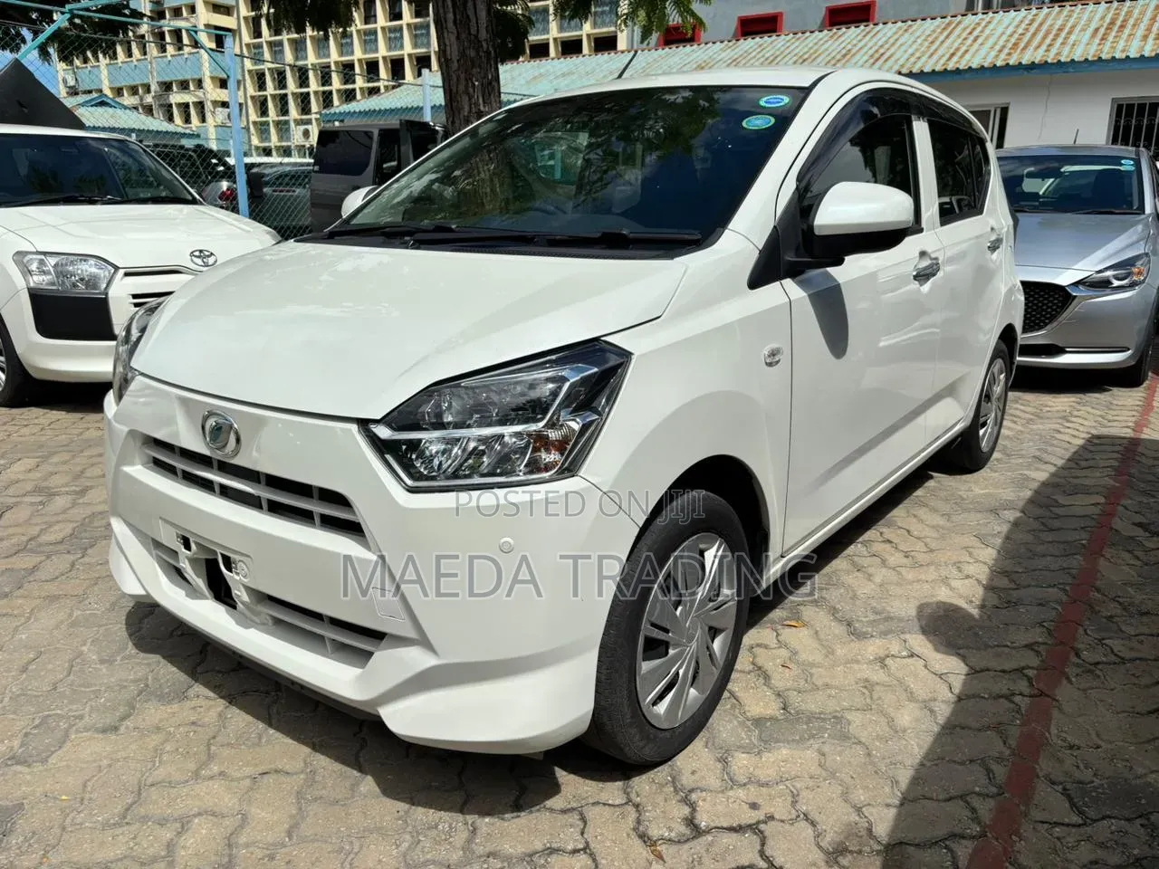 Daihatsu Mira 2019 White
