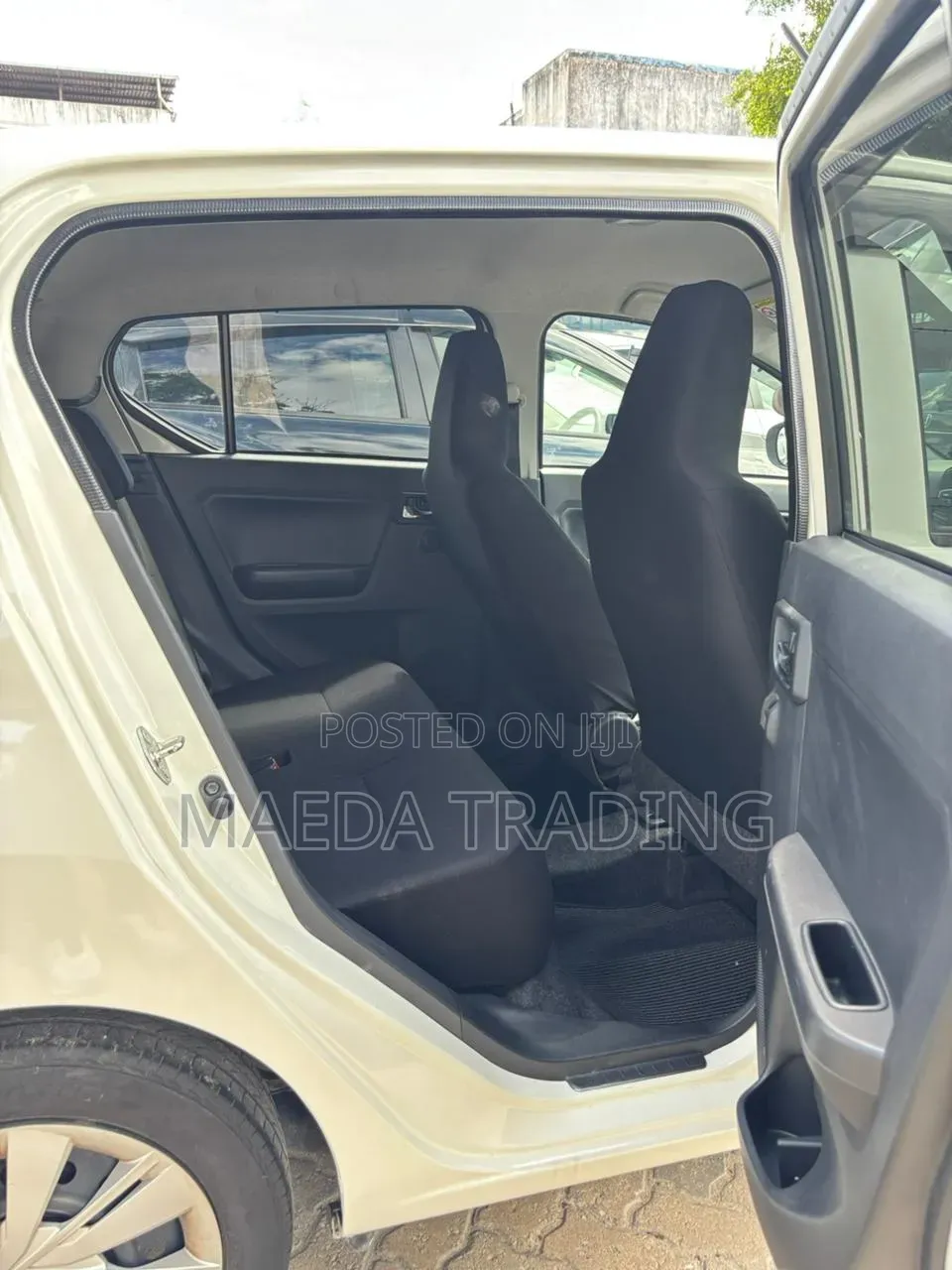 Daihatsu Mira 2019 White