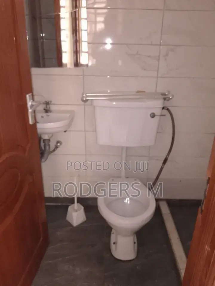 1bdrm Apartment in Valley Arcade for rent