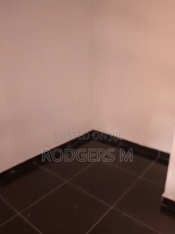 1bdrm Apartment in Valley Arcade for rent