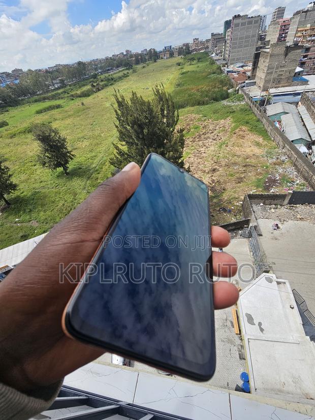 Samsung Galaxy A70 128 GB Pink - thumbnail 6