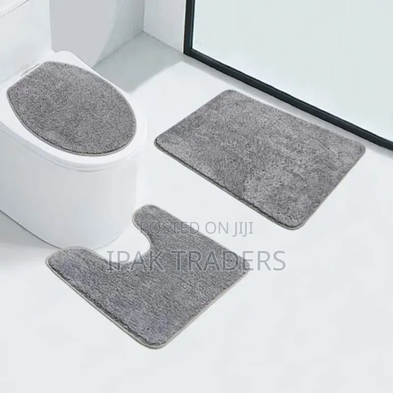 . Mm N 3 in 1 Toilet/Bathroom Mat Set
Colors: Gray
Size. 3pcs
