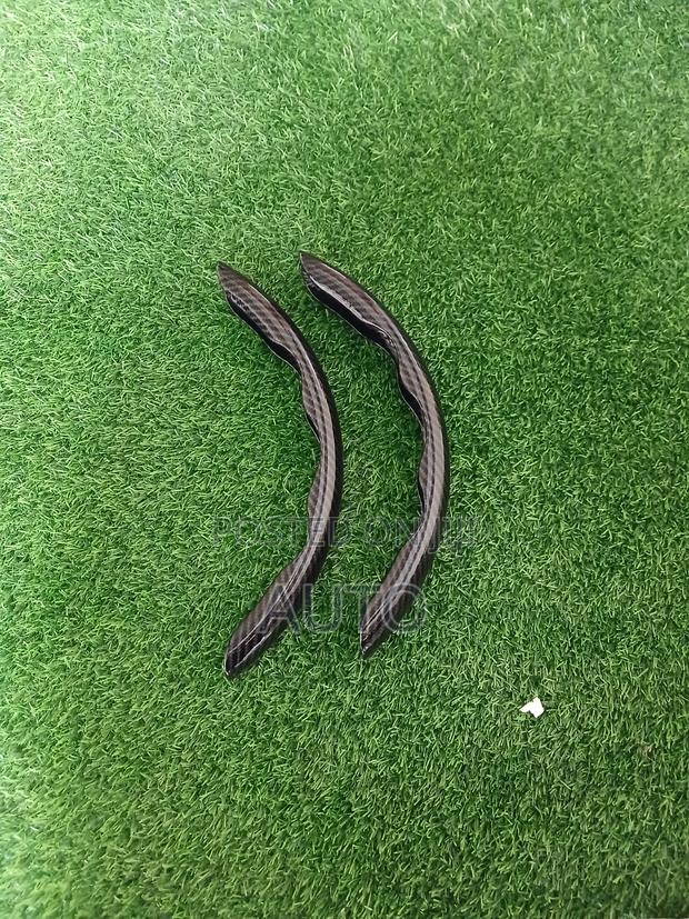 2pcs Carbon Fibre Steering Wheel Cover – Universal Non-Slip Grip