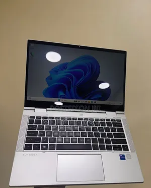 New Laptop HP EliteBook 830 G8 16GB Intel Core i7 SSD 512GB