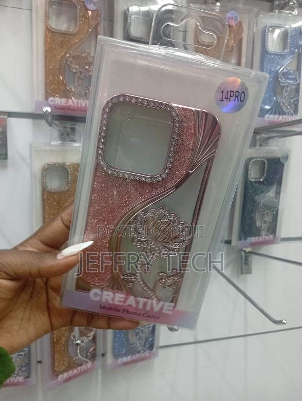 iPhone 14 Pro Lotus Flower Design Case - thumbnail 2