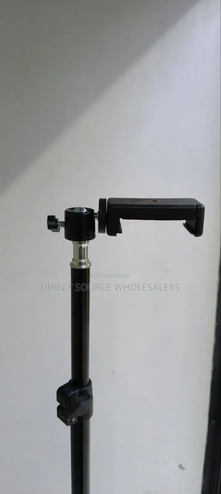Smartphone Tripod Stand With Holder – Perfect for Videos
