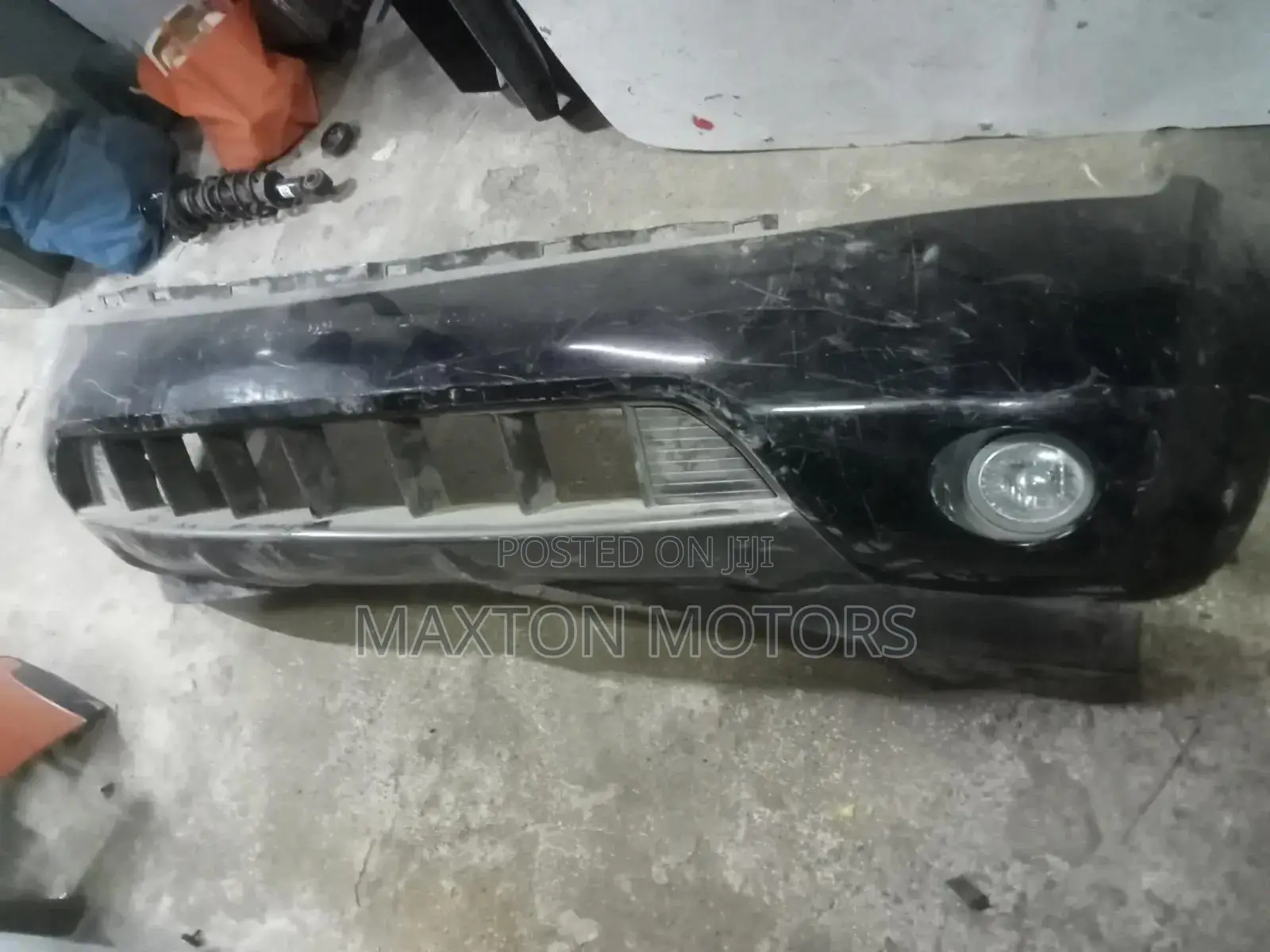 Front Bumper Murano 2005