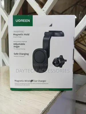 Ugreen Cd345 Magnetic Wireless Car Charger Phone Holder Mount in Black
