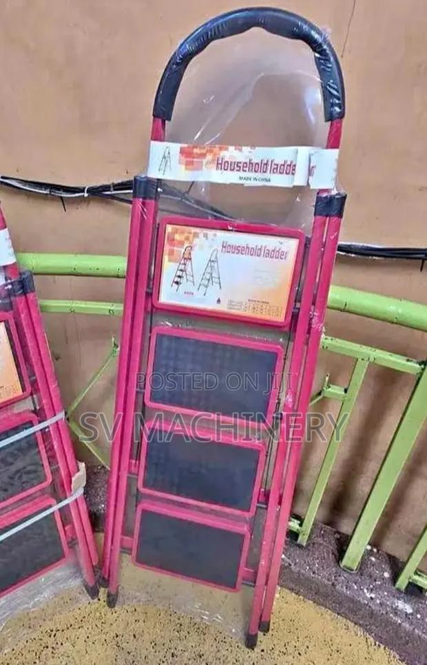 Heavy Duty 4 Step Ladder