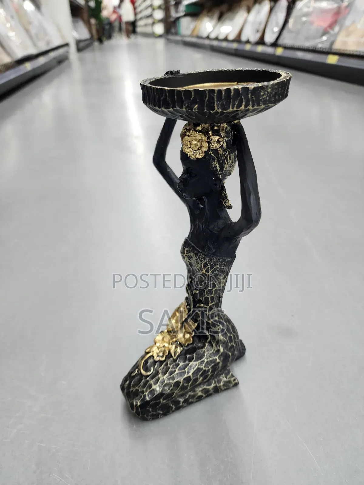 Black Gold Themed Art Sculpture for Your Room/Office! Free Delivery