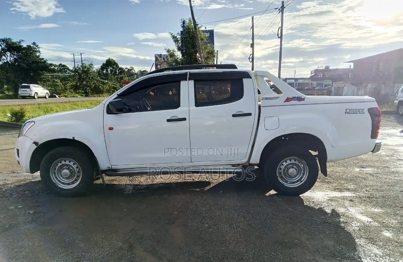 Isuzu D-MAX 2014 White