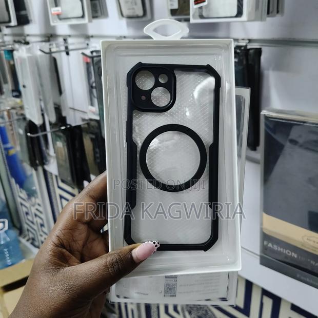 iPhone 14 Clear Xundd Back Cover With Magsafe - thumbnail 2
