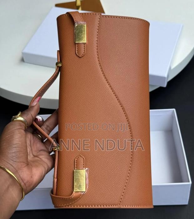 Classy Handbags for Sale - thumbnail 10