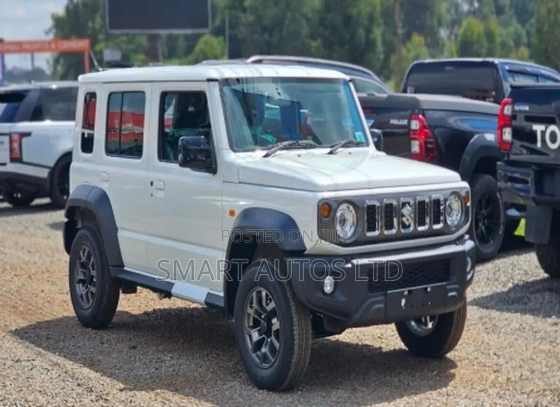 Suzuki Jimny 2025 White