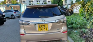 Toyota Wish 2012 Gold