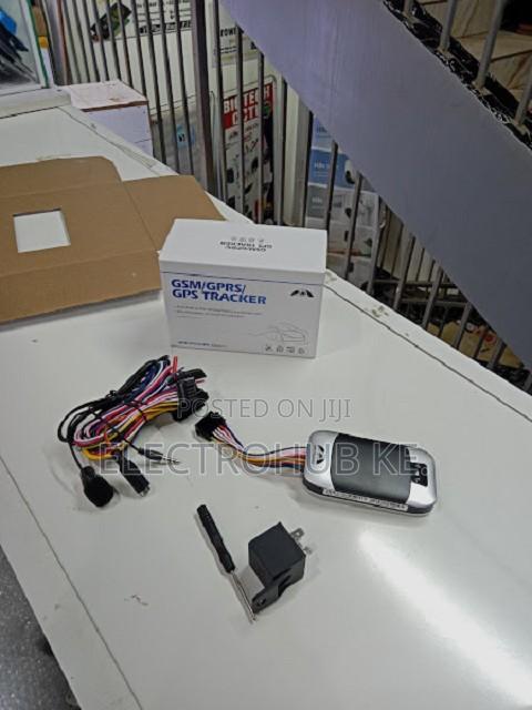 Tk303 Smart Vehicle GPS Tracker With Mobile App Sim Support - main view