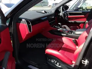 Porsche Cayenne 2020 Black