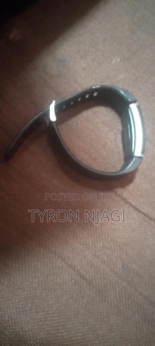 Smart Watch - thumbnail 3