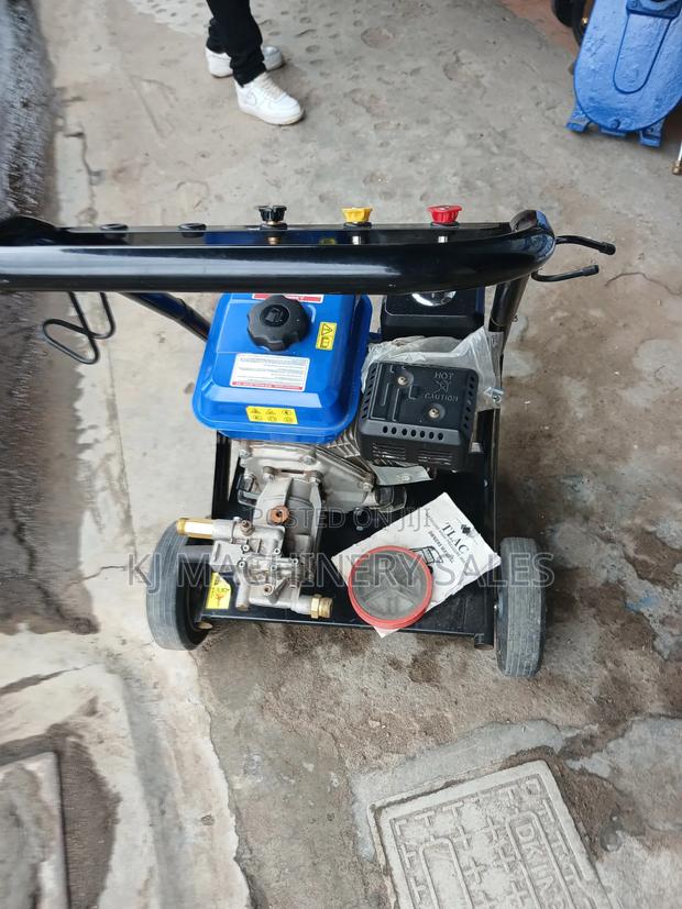 High Pressure Washer – Petrol Engine - main view