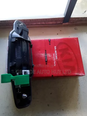 Handle Outer Rear Left Side Kia Sorento 2005 (Genuine Brand)