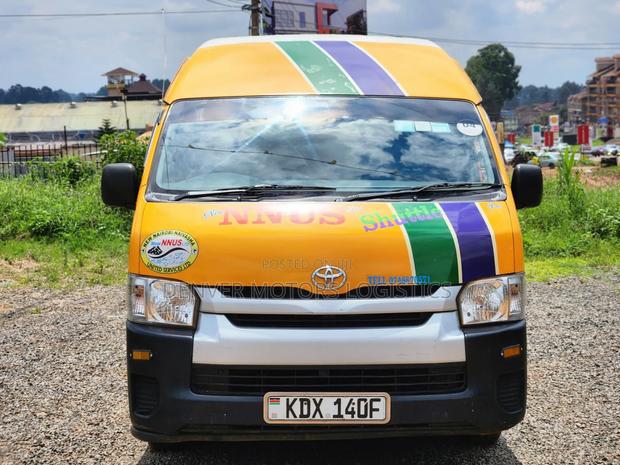 Toyota HiAce 2019 White - thumbnail 2