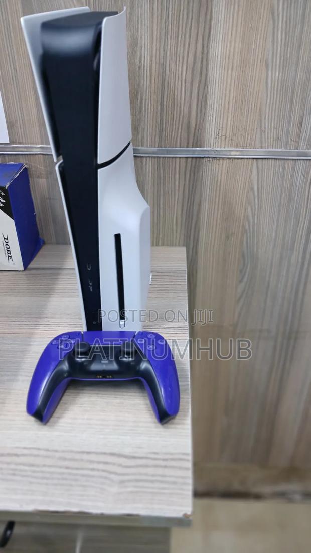 Ps5 Slim 1tb Pre-Owned Ex-Uk Console - thumbnail 3