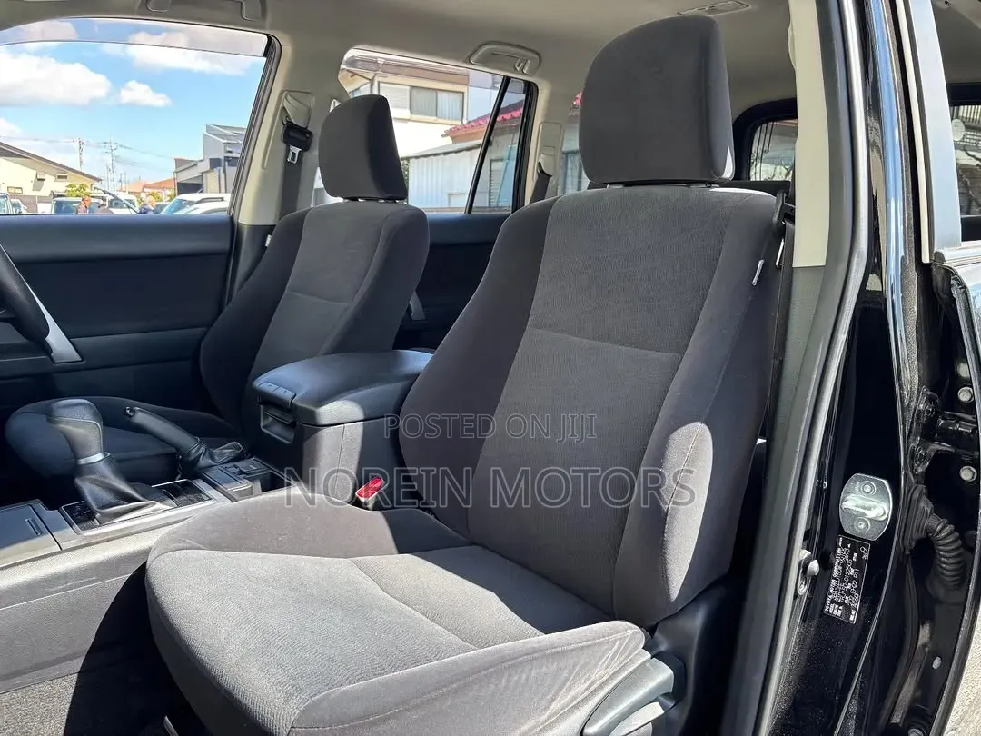 Toyota Land Cruiser Prado 2020 Black
