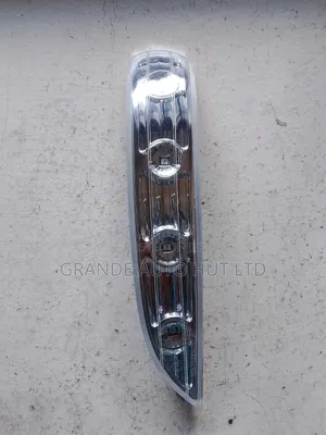 Side Mirror Indicator Left Hand Hyundai Ix35 (Genuine)