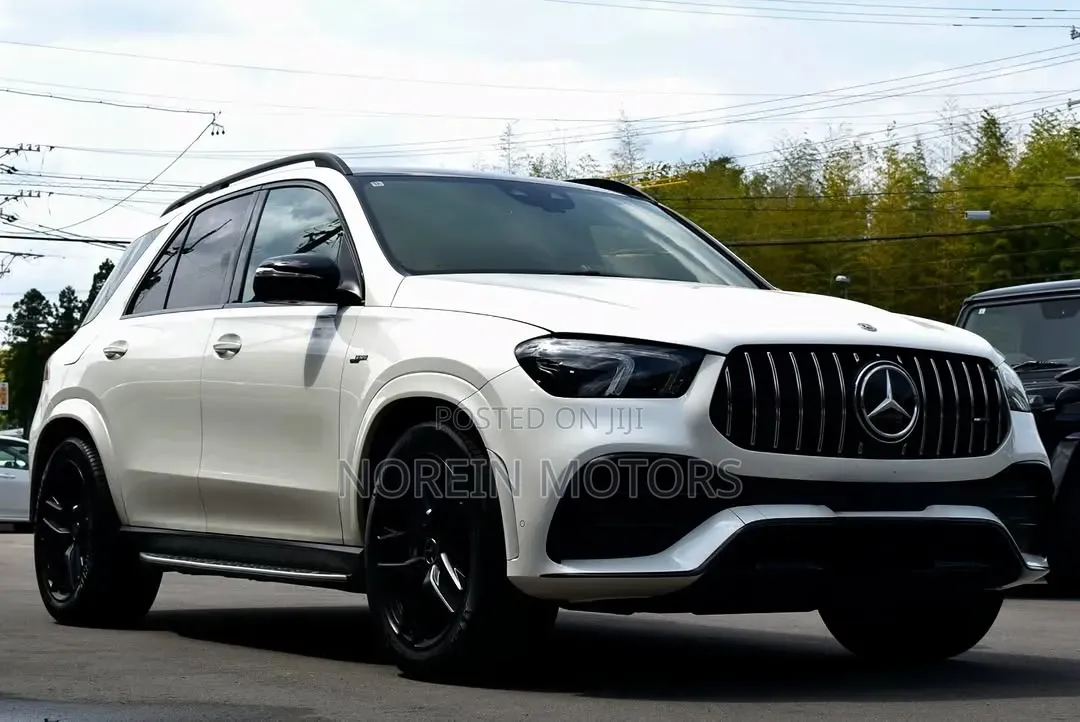Mercedes-Benz GLE-Class 2023 Off white