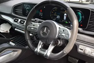 Mercedes-Benz GLE-Class 2023 Off white