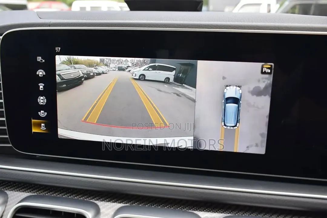 Mercedes-Benz GLE-Class 2023 Off white