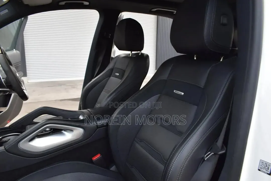 Mercedes-Benz GLE-Class 2023 Off white