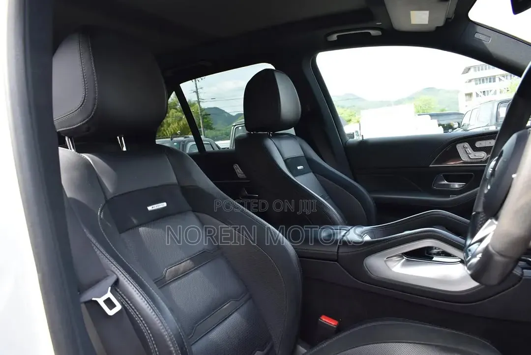 Mercedes-Benz GLE-Class 2023 Off white