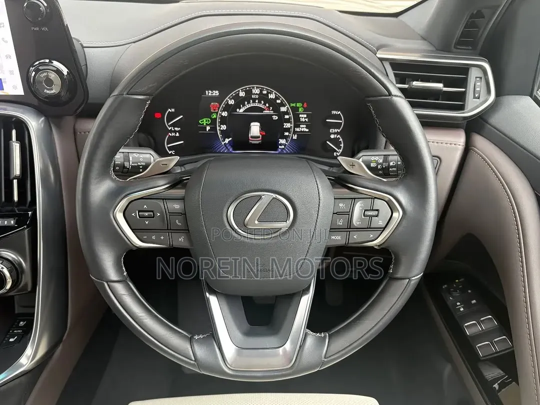 Lexus LX 600 2024 Matt Black