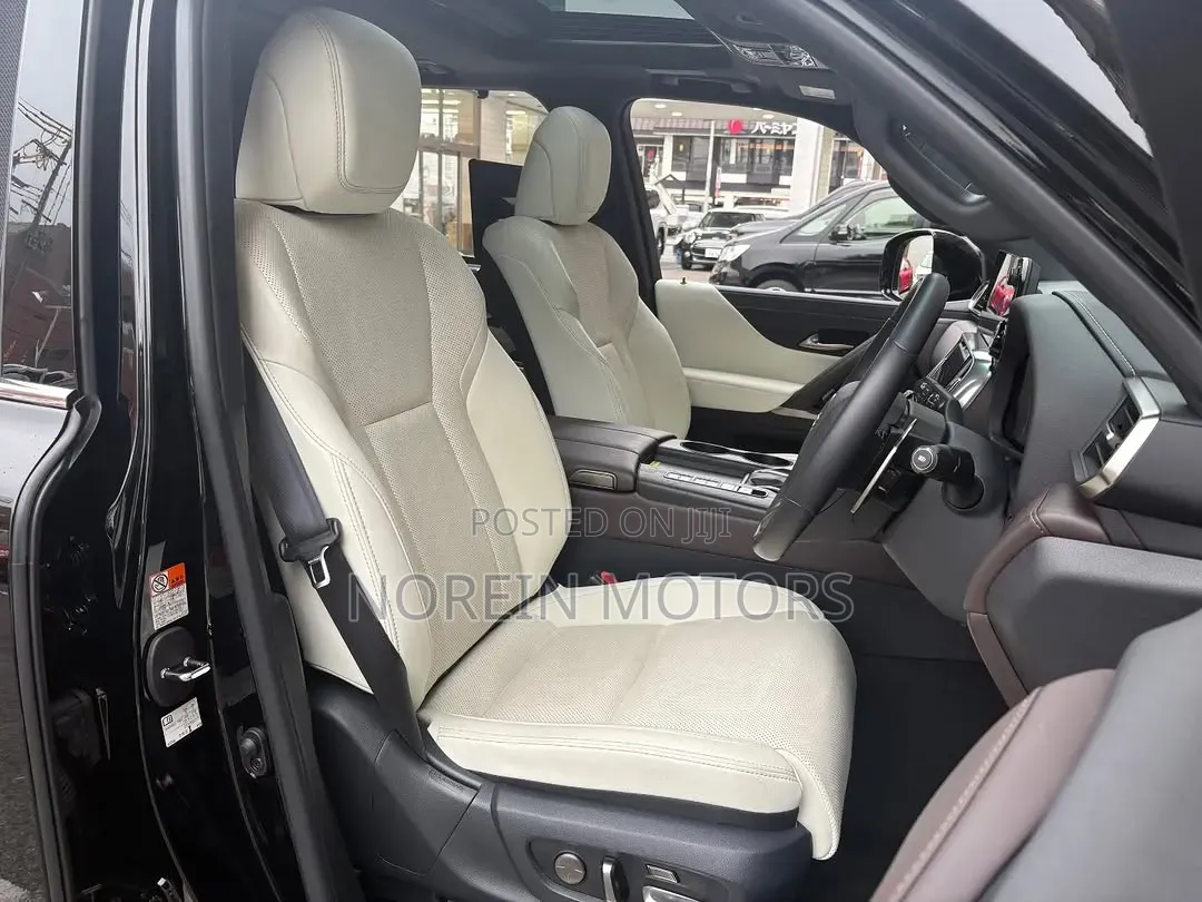 Lexus LX 600 2024 Matt Black