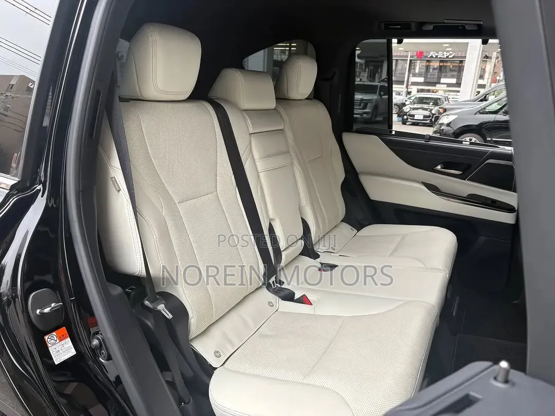 Lexus LX 600 2024 Matt Black