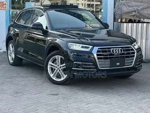 Audi Q5 2.0T Premium AWD quattro 2019 Black