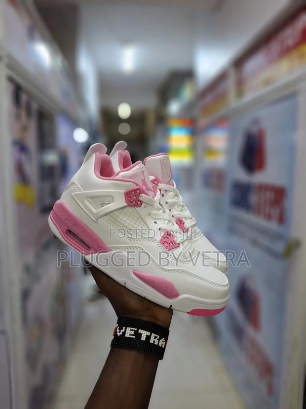 Air Jordan 4 Pink White Ash Colourway. - thumbnail 2