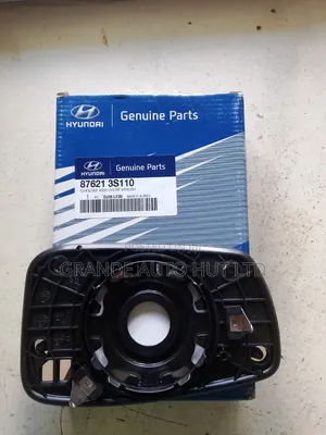 Side Mirror Lens Right Hand Hyundai Sonata 2010 (Genuine)