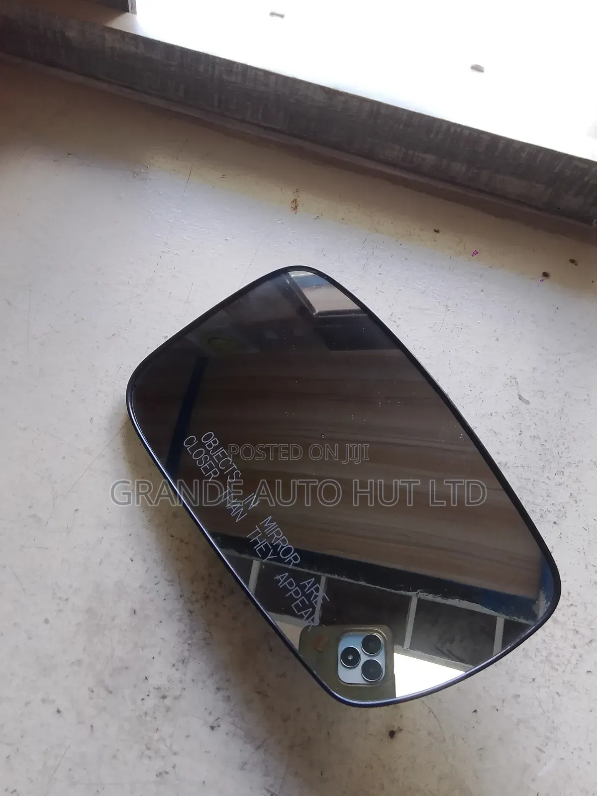 Side Mirror Lens Right Hand Hyundai Sonata 2010 (Genuine)