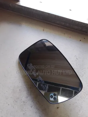 Side Mirror Lens Right Hand Hyundai Sonata 2010 (Genuine)