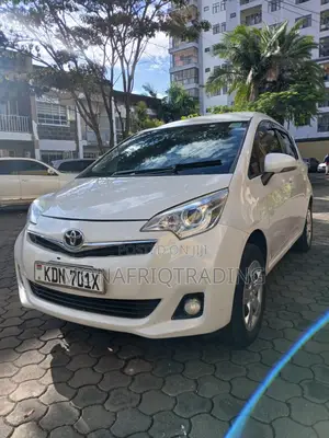 Toyota Ractis 1.5 FWD 2015 White