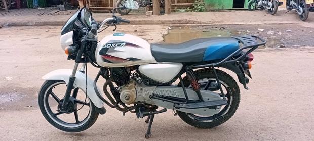 Bajaj Boxer 150 UG 2022 White - thumbnail 5